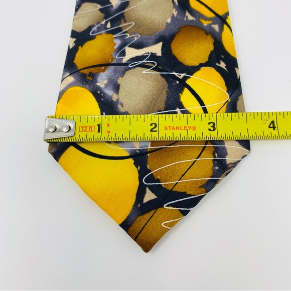 J GARCIA Courtyard Performance Watercolor Collection Artist Proof No. 9 Silk Tie - Picture 9 of 11